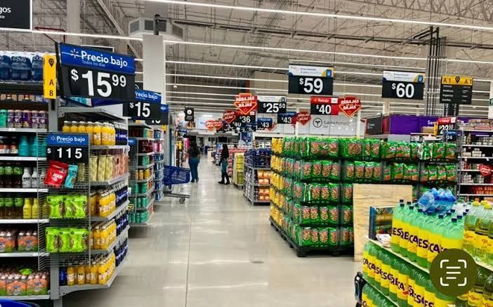 Walmart Puerto Peñasco on Josefa Boulevard