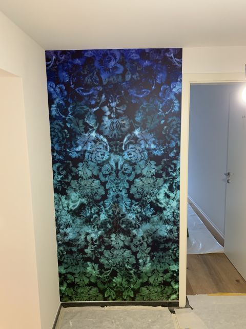 kreative Tapezierarbeiten durch Maler Moy