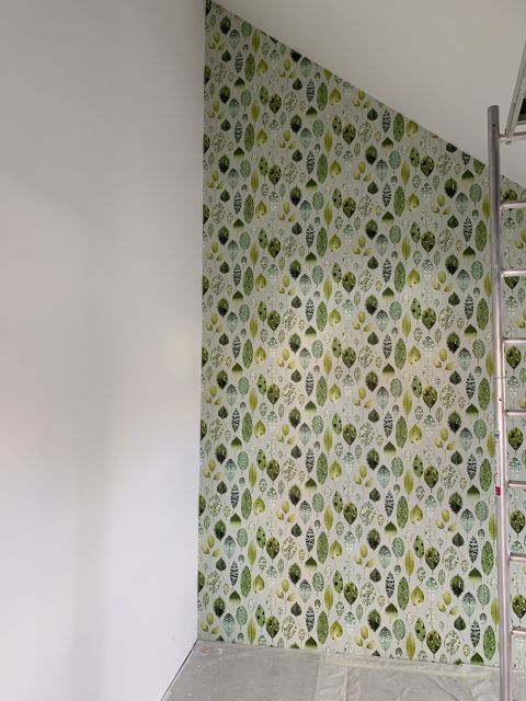 Tapezierarbeiten durch Maler Moy