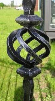 Zierornament Zwirbel