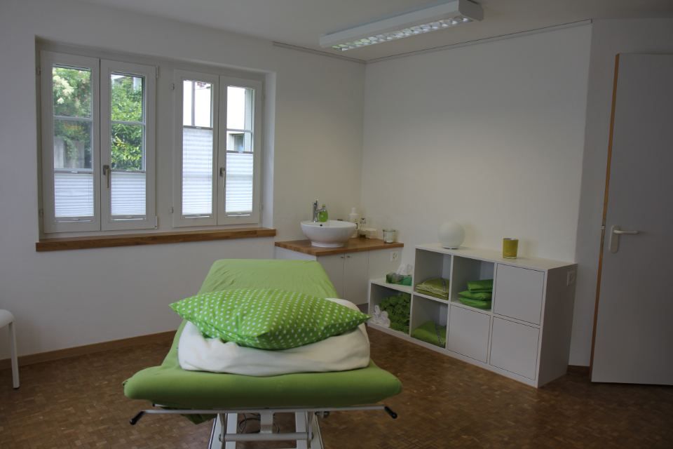 Behandlungsraum von Erika Bucher Weh