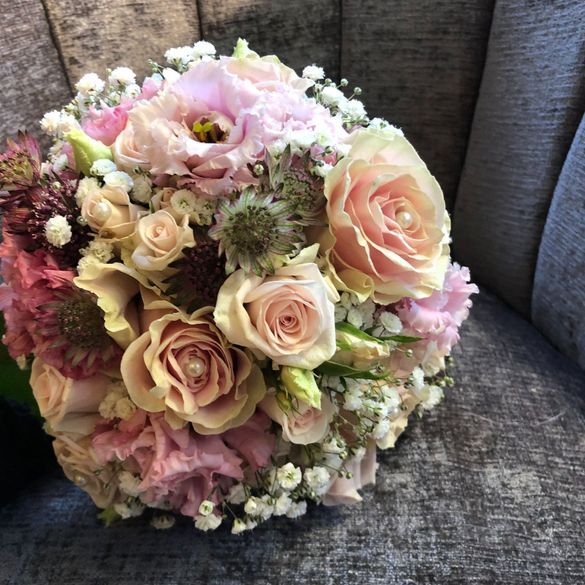 Blumen Weber Schaffhause nHochzeit Rosen Floristik