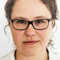 Katja Haberkorn Porträtfoto von Katja Haberkorn - Expertin für Pflanzenfarben