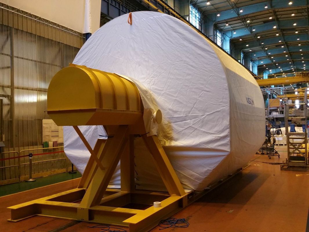 Emballage industriel d'une grande pièces cylindrique