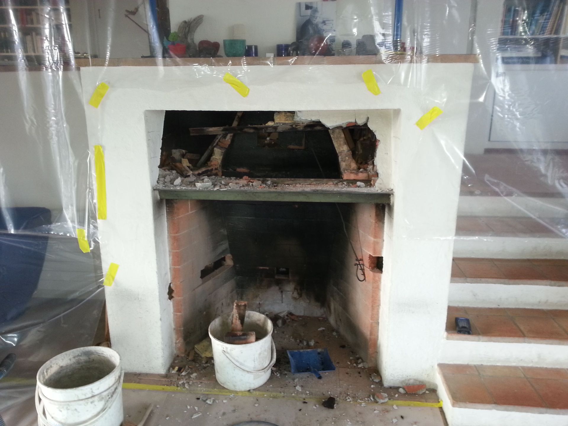 Cheminéesanierungen und Verglasungen - André Imboden Ofen- Kaminbau GmbH - Niedergestein 11