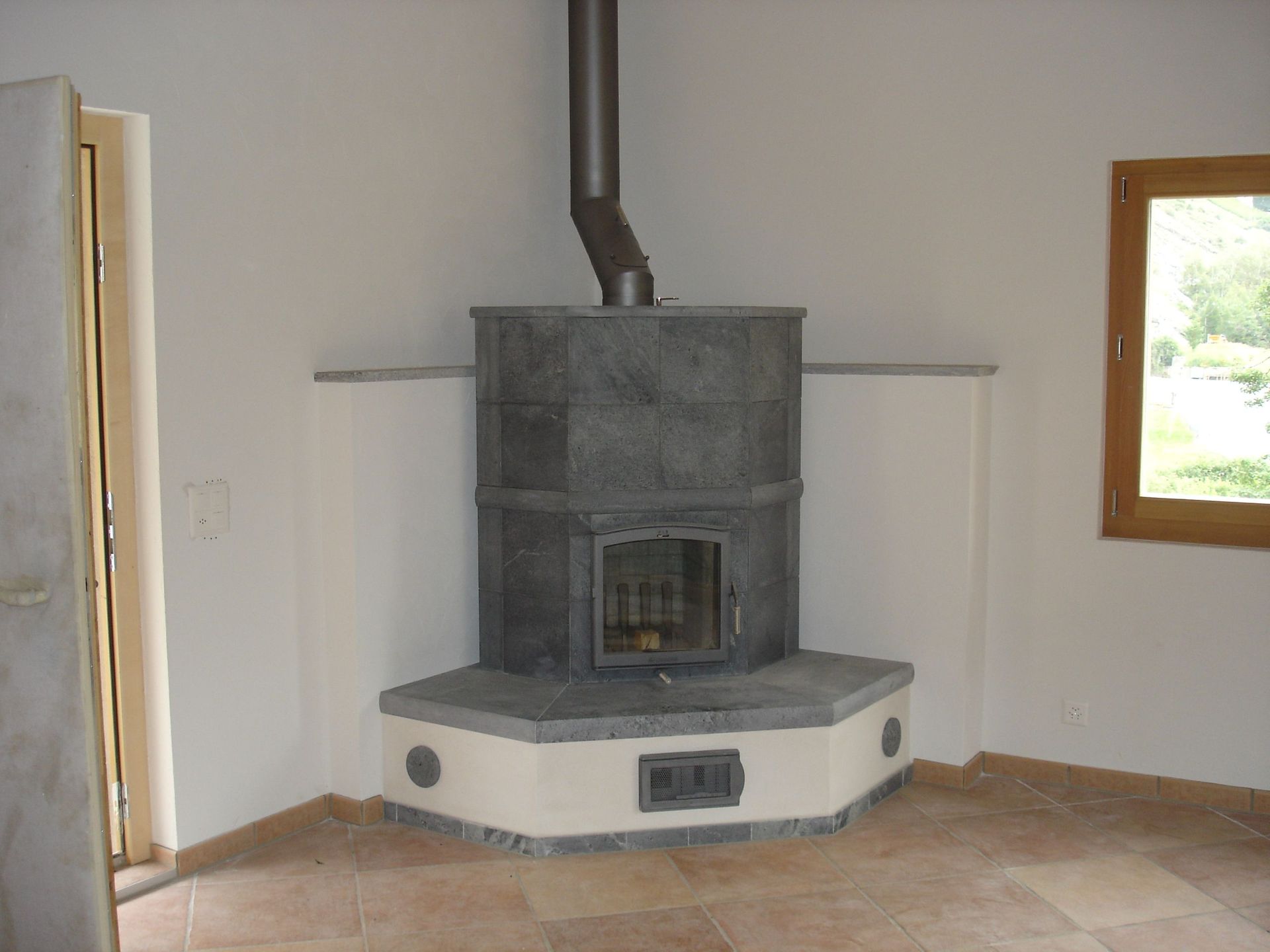 Speicherofen - André Imboden Ofen- Kaminbau GmbH - Niedergestein 6