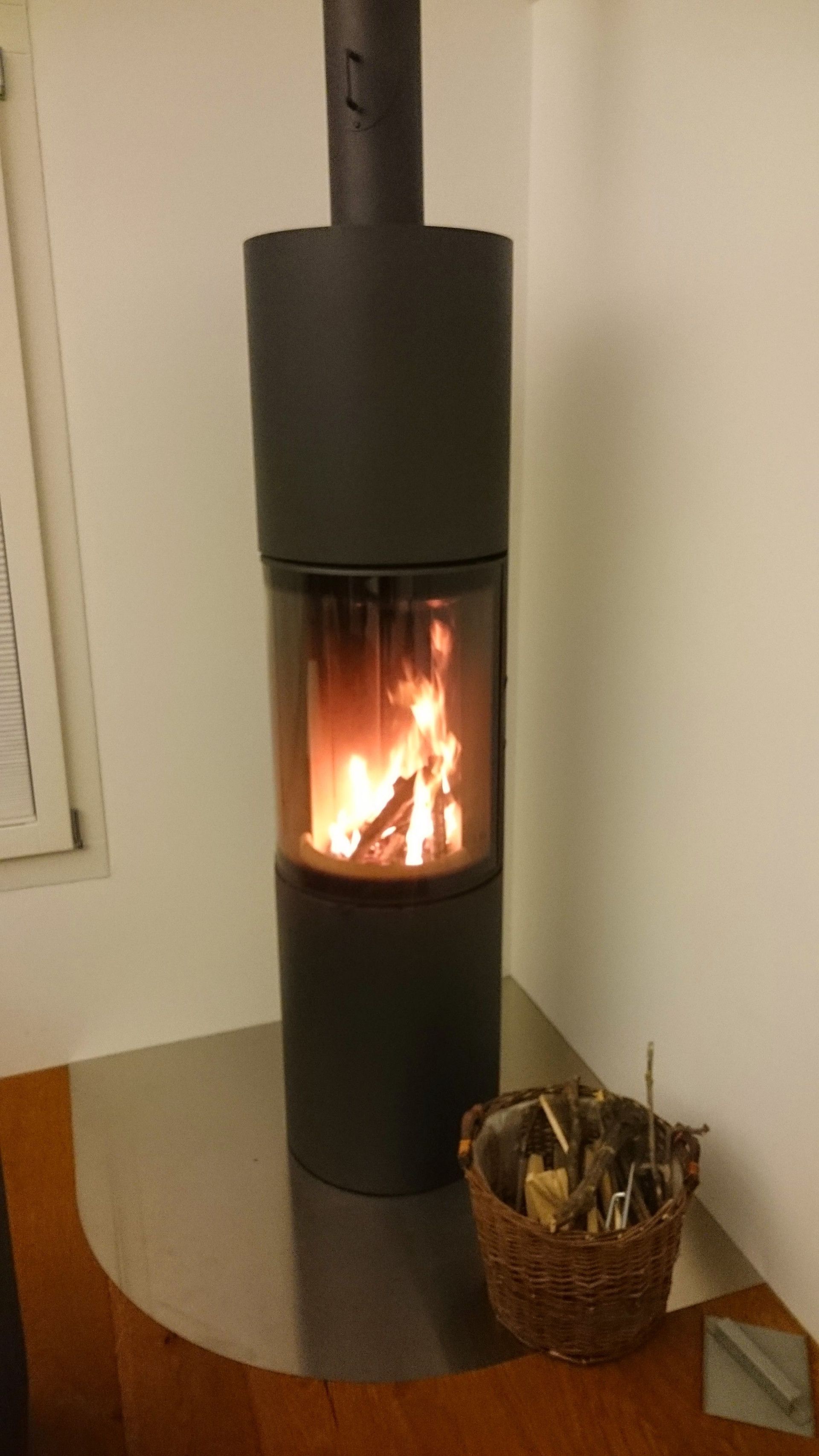 Kaminöfen und Halbspeicheröfen - André Imboden Ofen- Kaminbau GmbH - Niedergestein 4