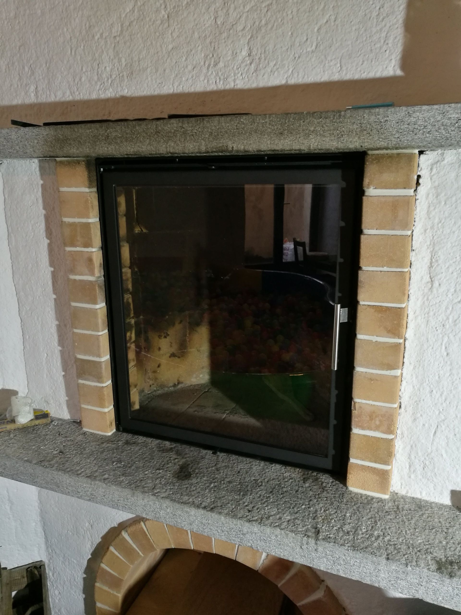 Cheminéesanierungen und Verglasungen - André Imboden Ofen- Kaminbau GmbH - Niedergestein 4