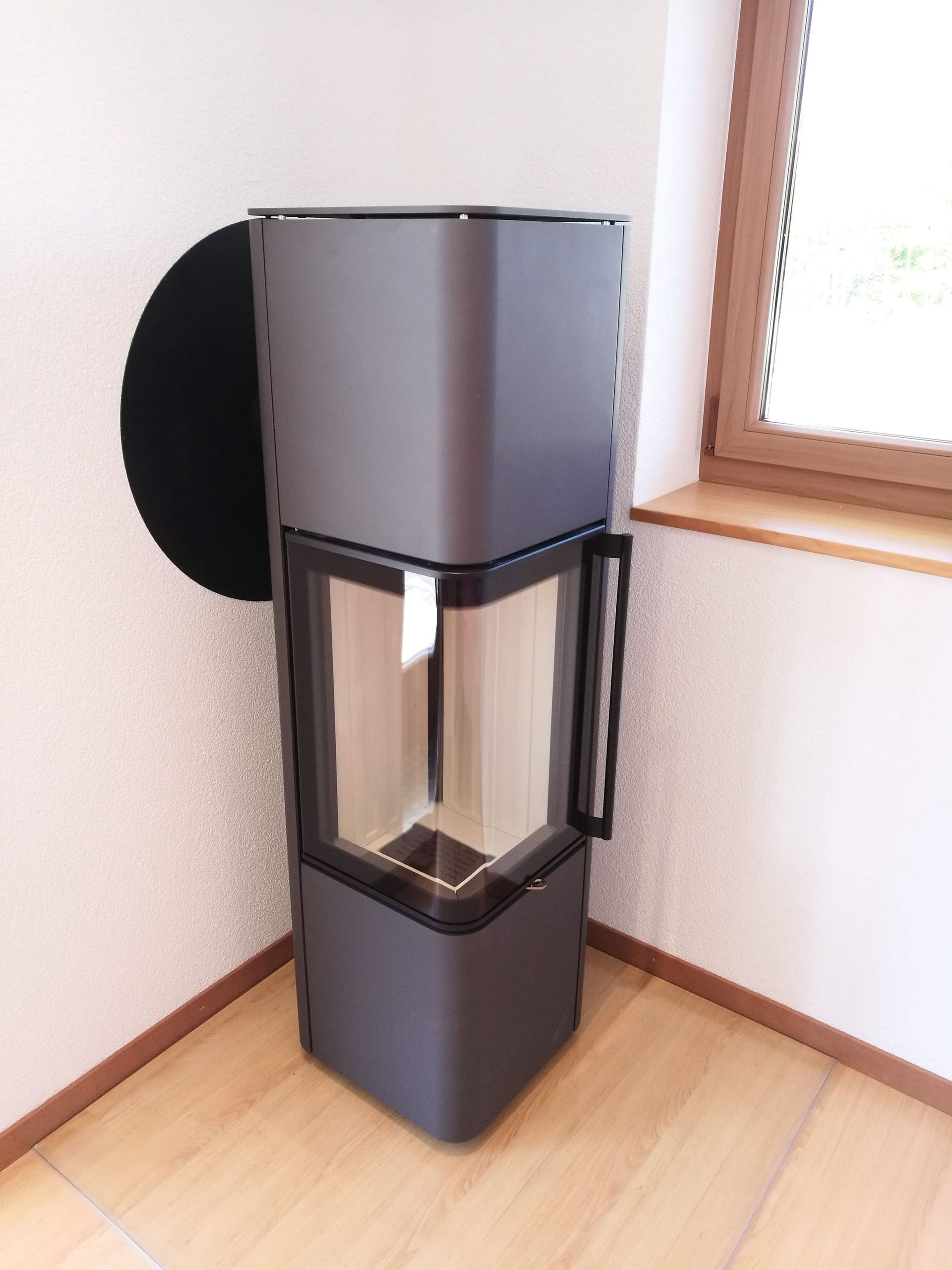 Kaminöfen und Halbspeicheröfen - André Imboden Ofen- Kaminbau GmbH - Niedergestein 6