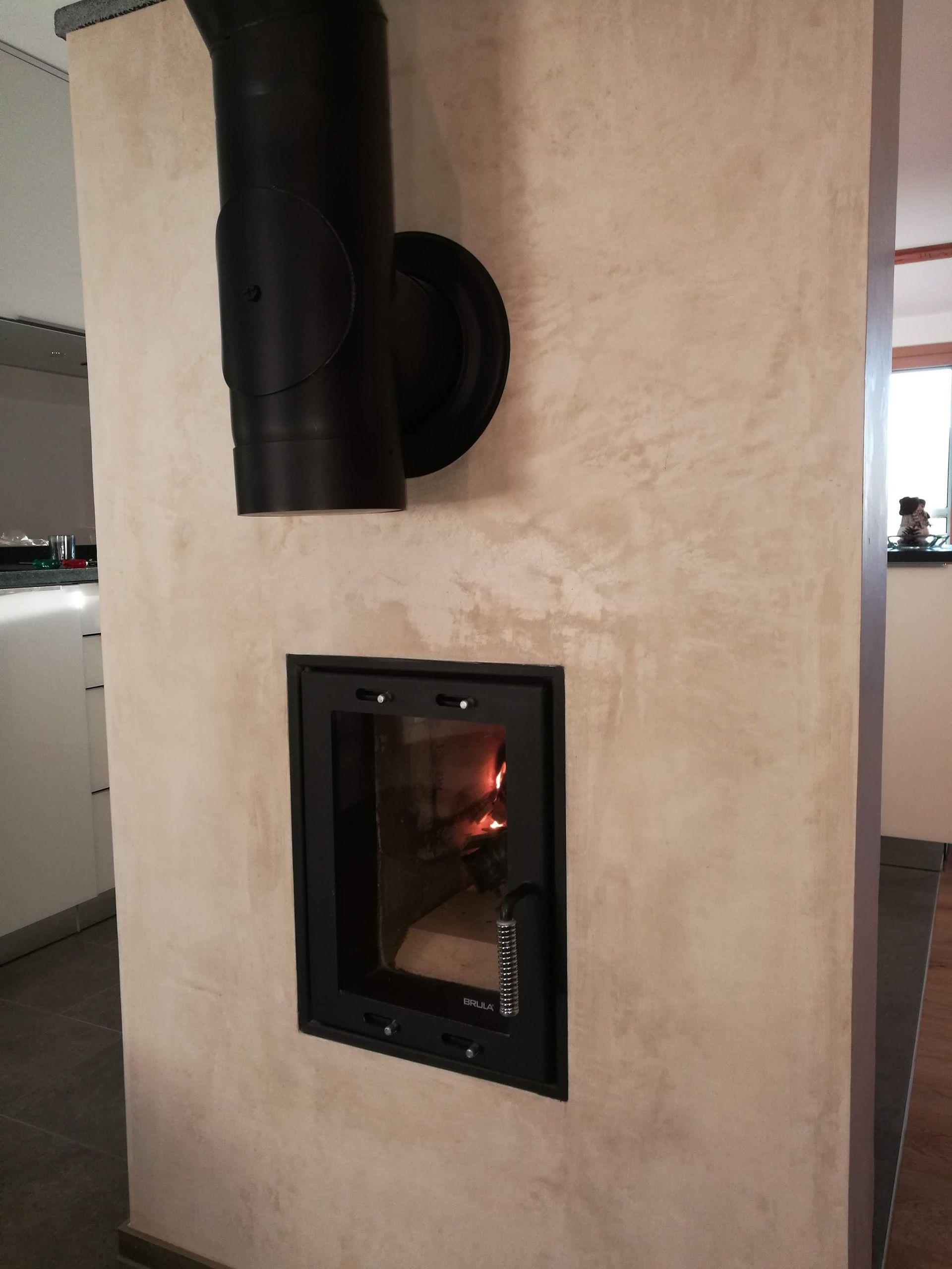 Cheminéesanierungen und Verglasungen - André Imboden Ofen- Kaminbau GmbH - Niedergestein 8