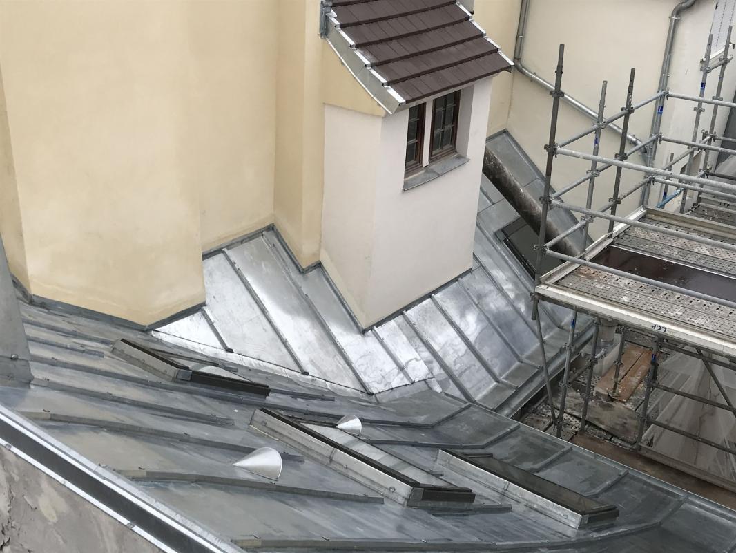 Réparation de toit en zinc