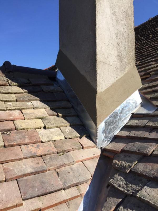 Fintion en zinc de cheminée