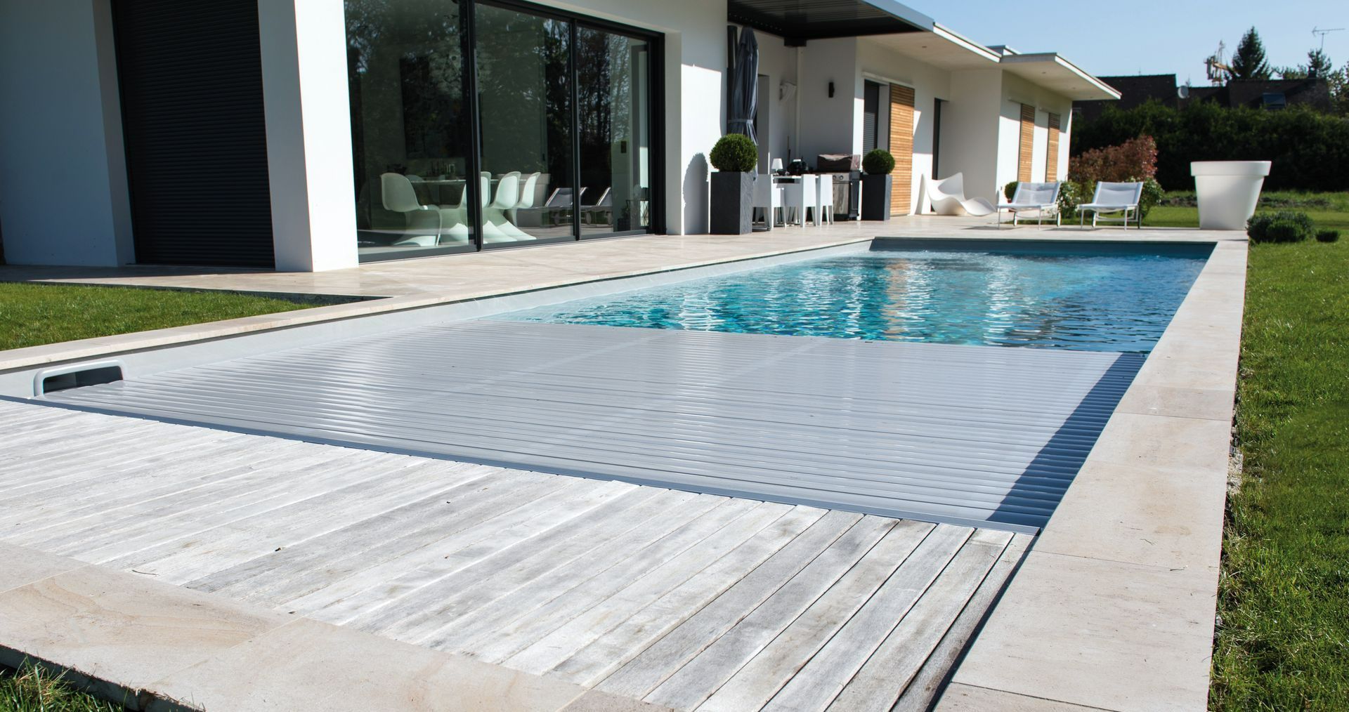 Volet immergé de sécurité de piscine