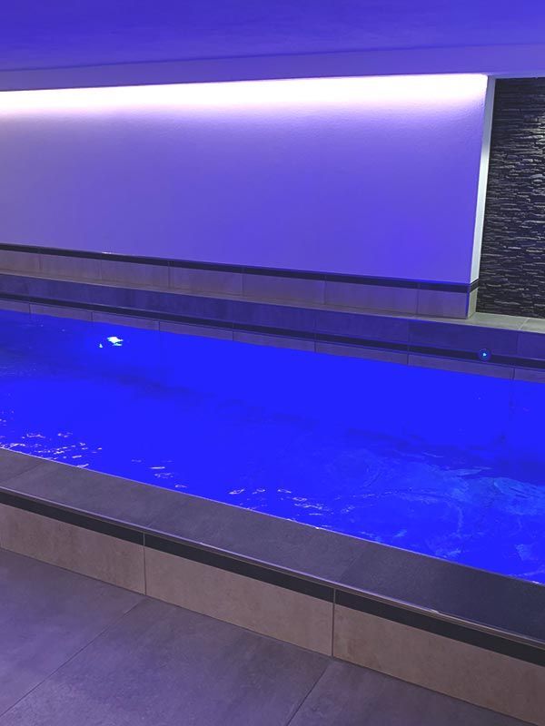 Swimmingpool gefließt