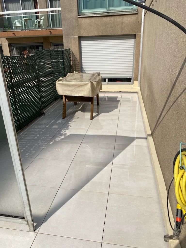 Terrasse en carrelage