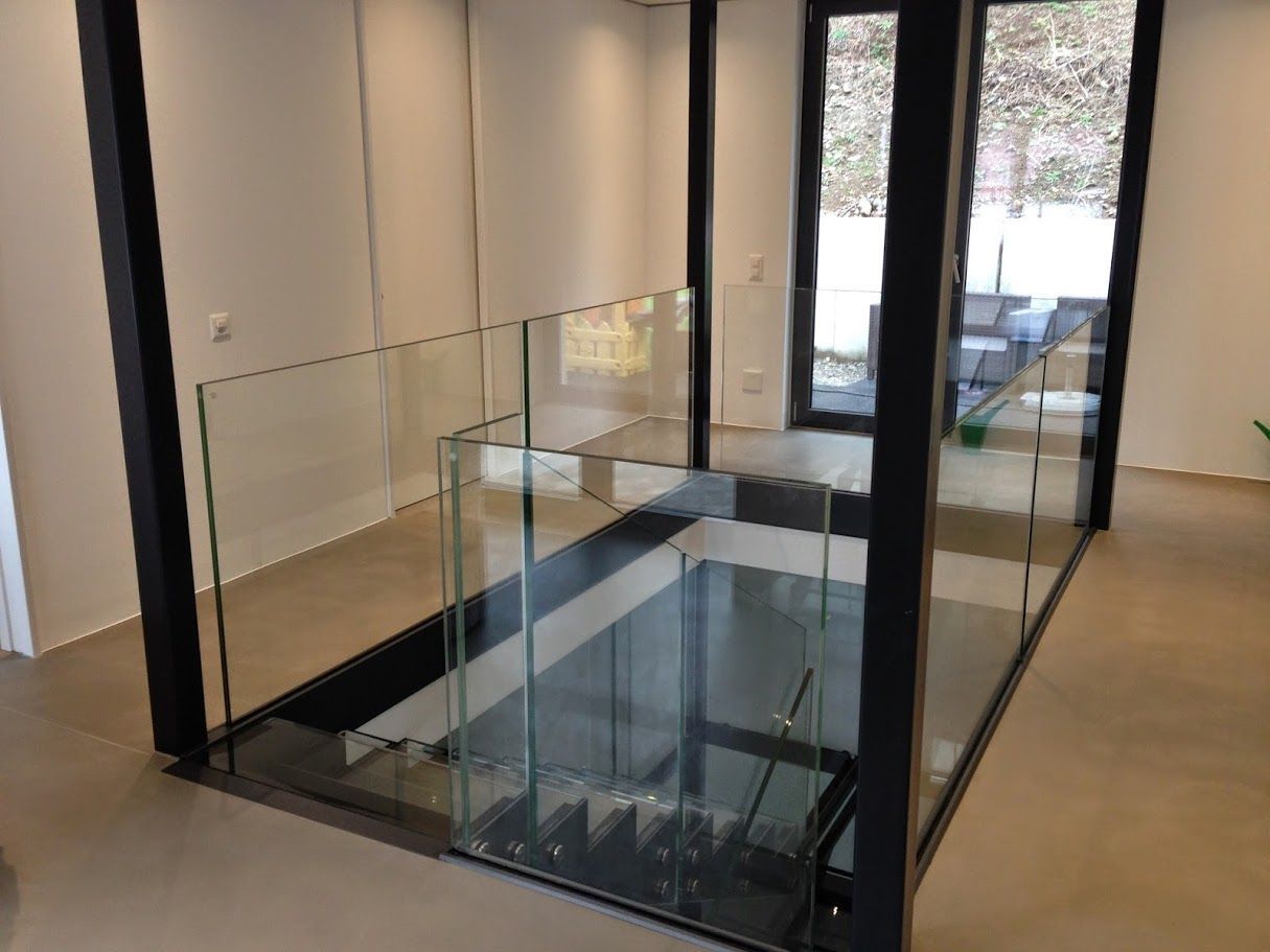 Struttura in metallo interna - scala - Solari Elvezio SA