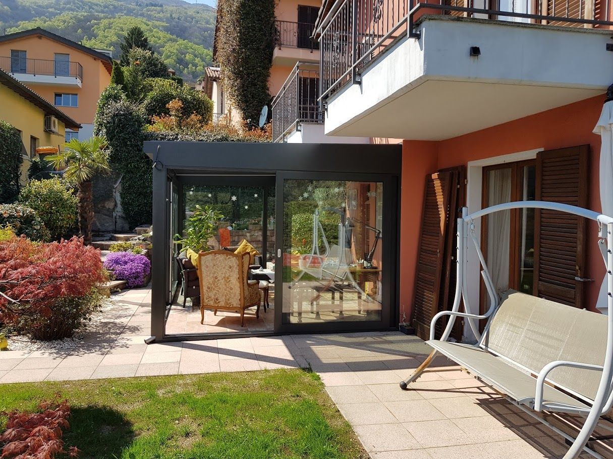 Veranda - salotto esterno - Solari Elivo SA - Metalostruzioni - Olivone - Ticino