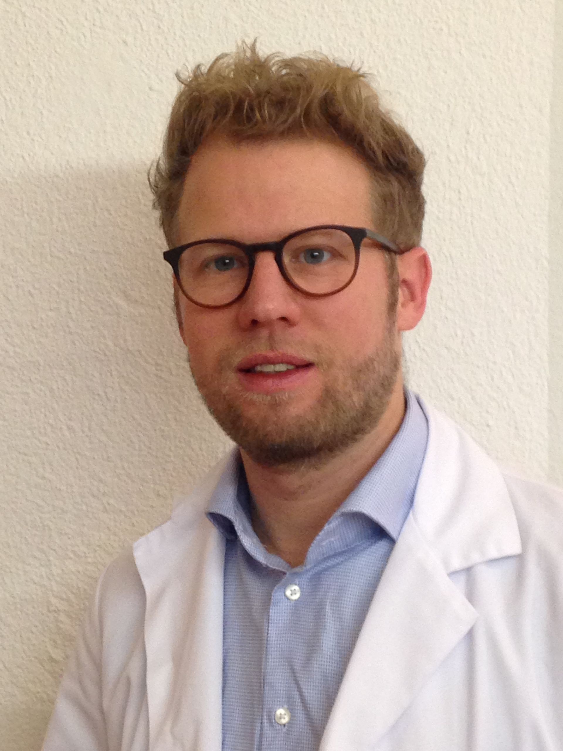Dr Hansjoerg Huemer