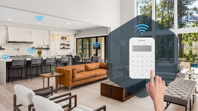 Salon moderne avec thermostat intelligent et symbole Wi-Fi, réglages manuels.