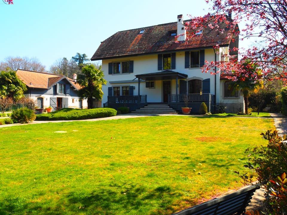 Entretien de jardin avant pose de nouveau gazon - GINA AR