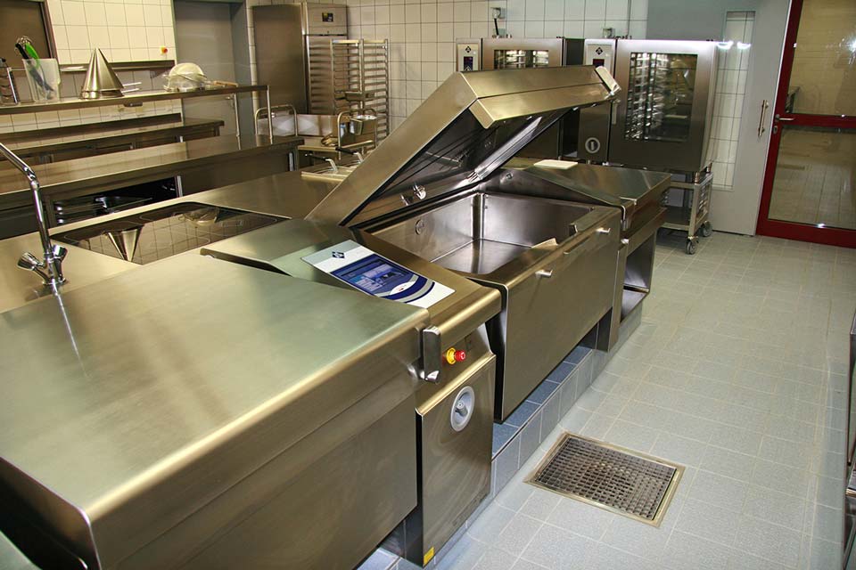 f3 Konzept – Großküche in der Burbach Mensa