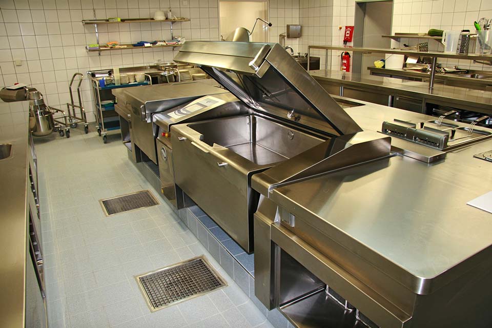 f3 Konzept – Großküche in der Burbach Mensa