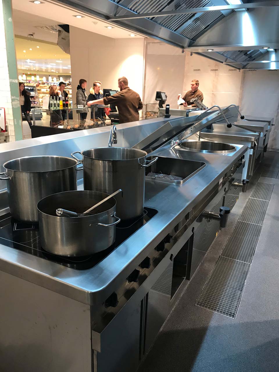 f3 Konzept – Großküche bei Rewe Schäfer