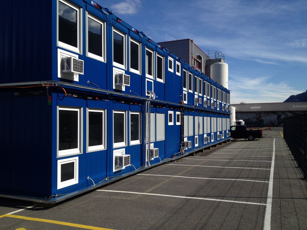 Bureaux, bâtiments provisoires en Suisse romande - Boxplay SA