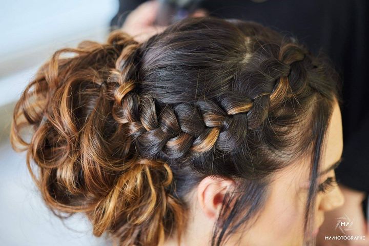 Chignon avec tresse intégrée