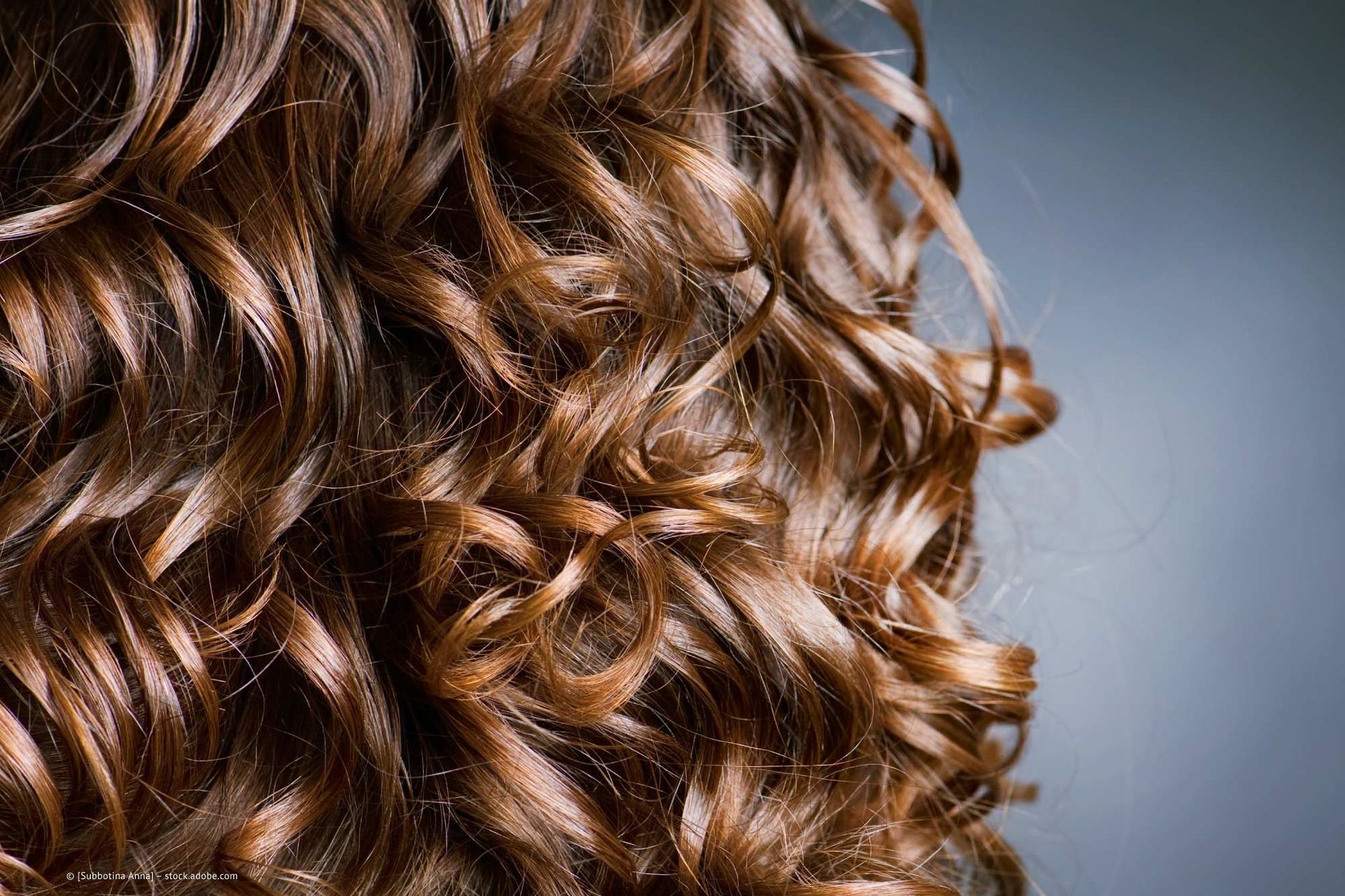 Kundin mit Haarschnitt von der Family Coiffeur Friseur- und Kosmetik GmbH