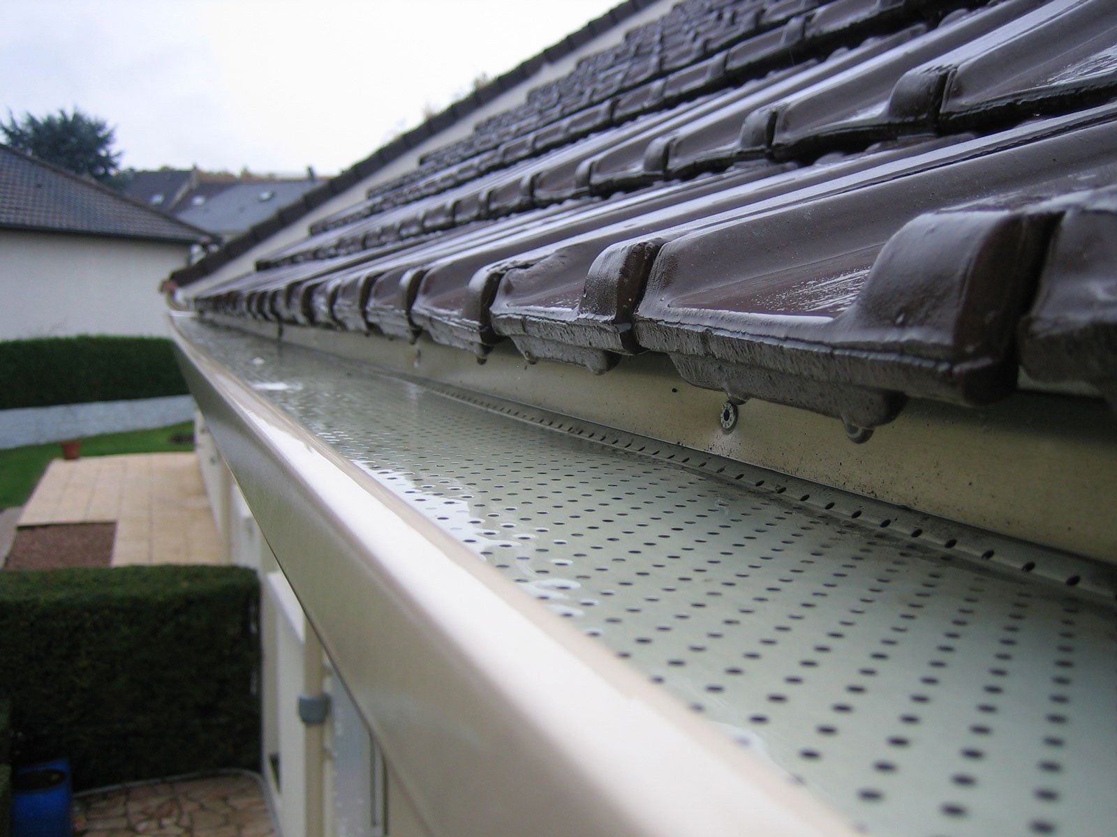 Gouttière avec parefeuille