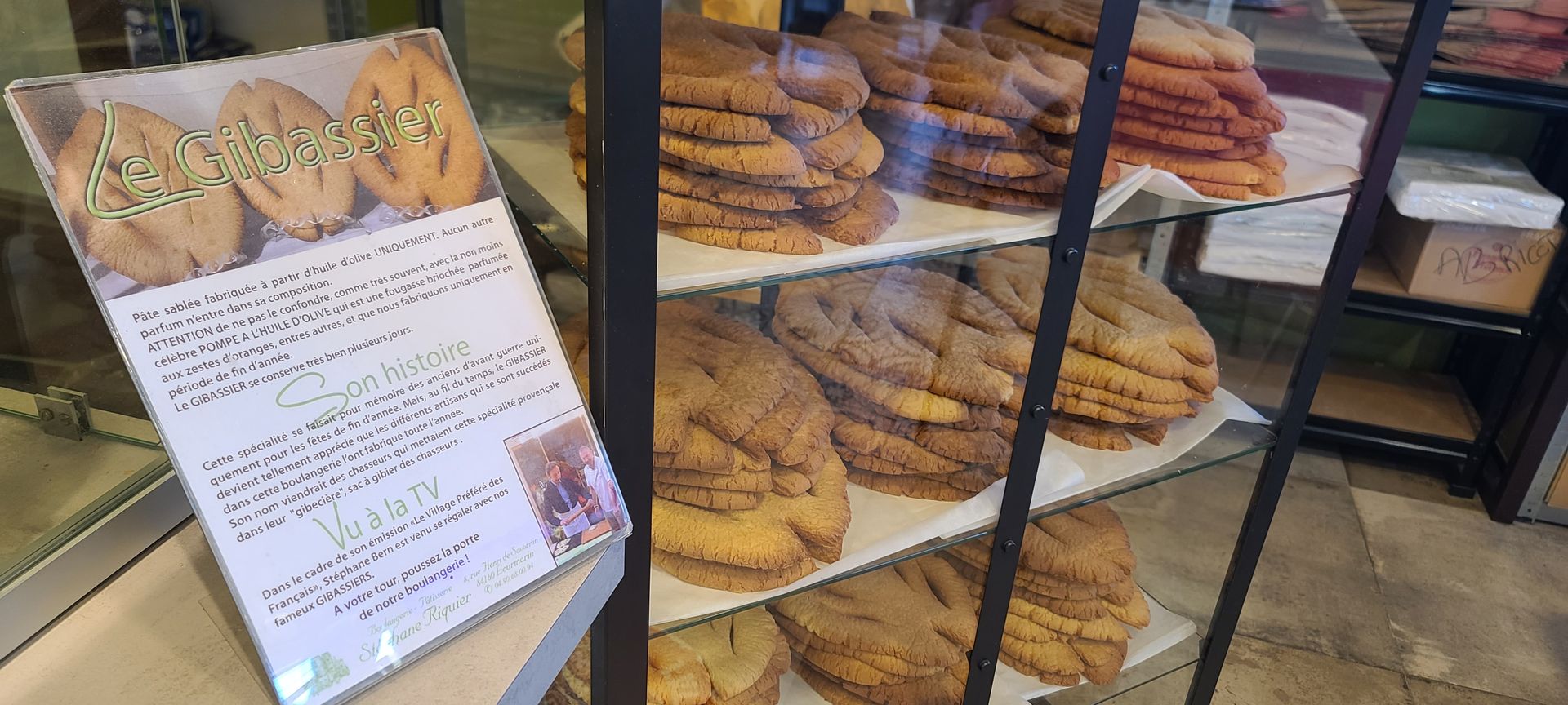 Présentation de la pâtisserie gibassier