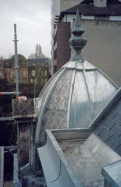 Élément maison zinc