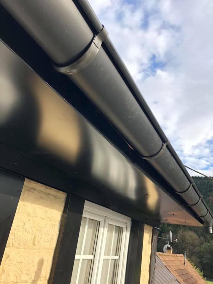 Gouttière rénovée