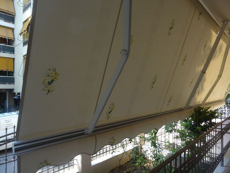 Τέντες με βραχίονες