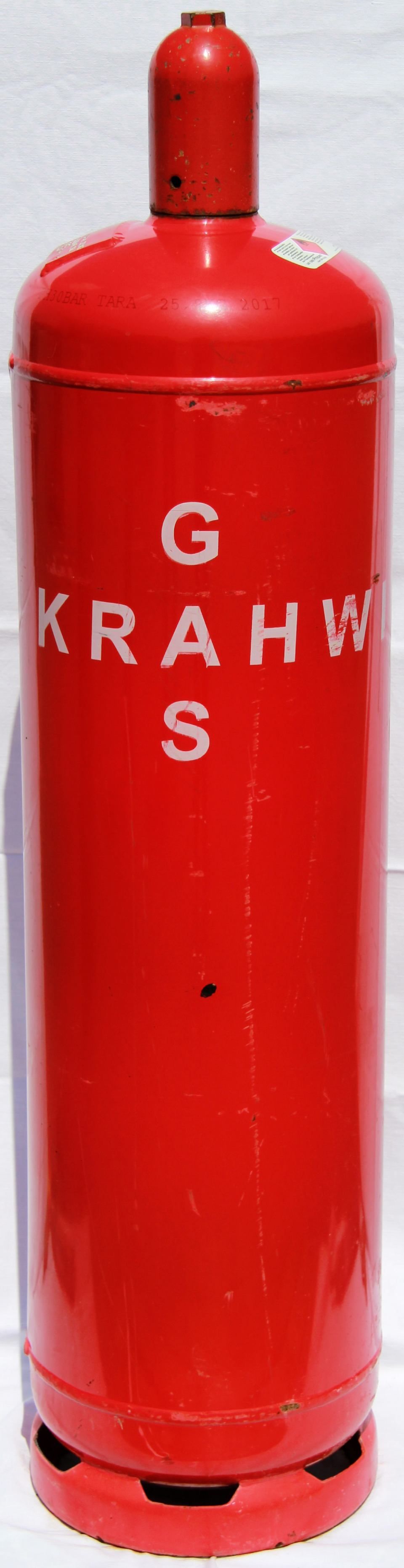 33 kg Pfandflasche, eine rote Gasflasche mit der Aufschrift gas krahwinkel
