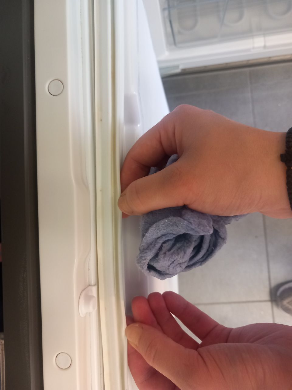 Fensterrahmen reinigen