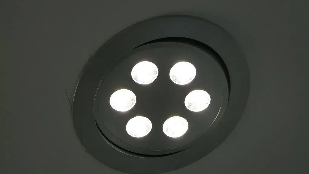 Spot de lumière encastré