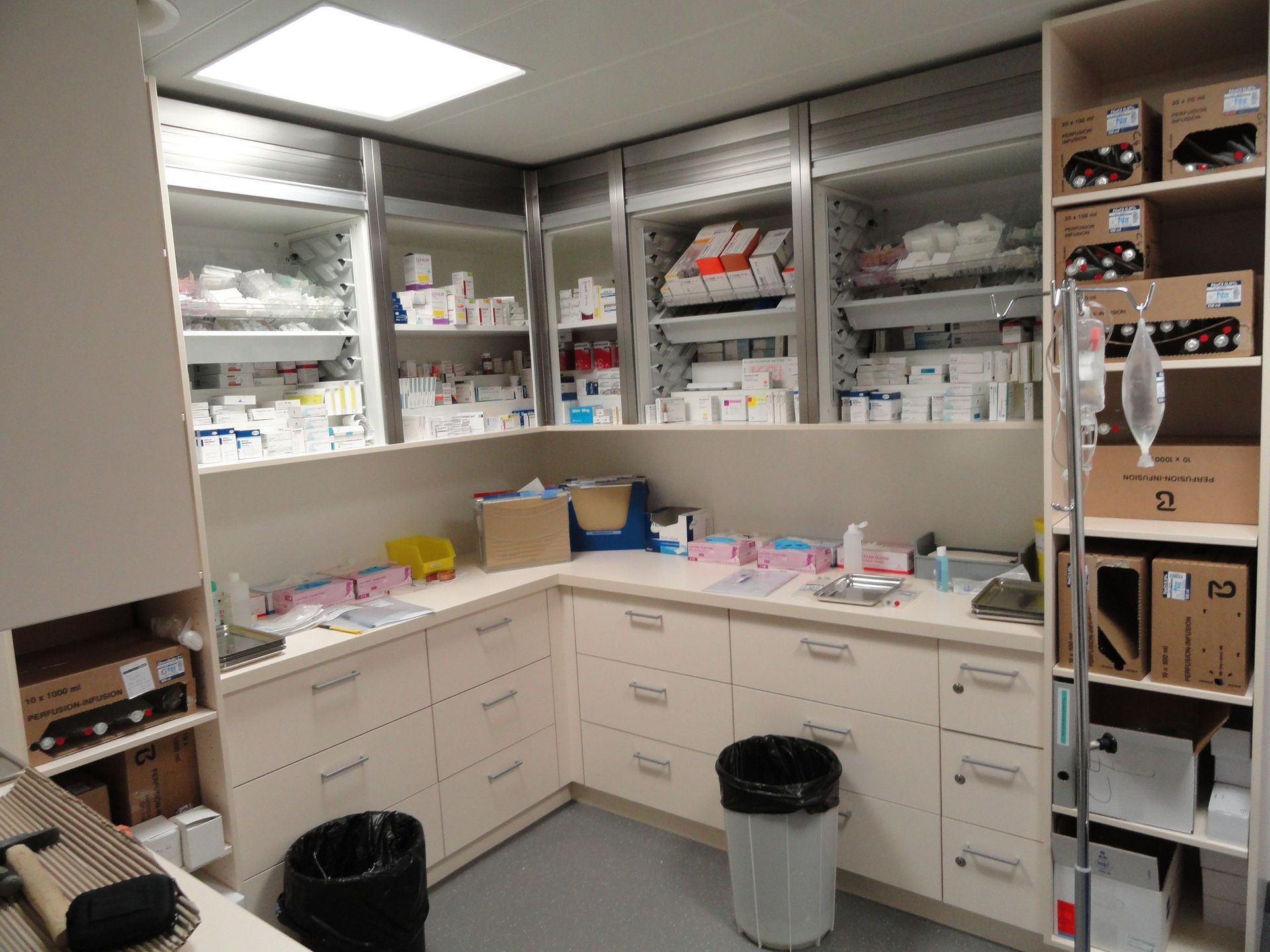 Pharmacie Oncologie - Menuiserie Barras