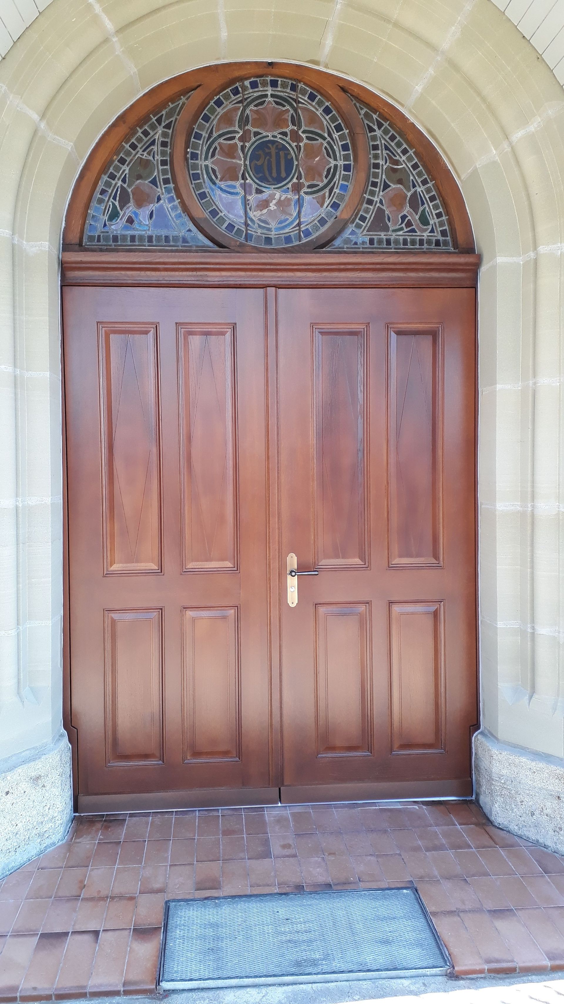 Porte Eglise de Ponthaux - Menuiserie Barras