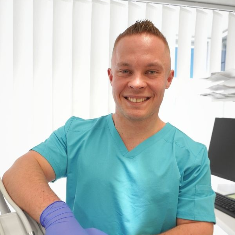 Luo Alt-tekstitunnisteet hakukoneoptimointia ja saavutettavuutta varten. 