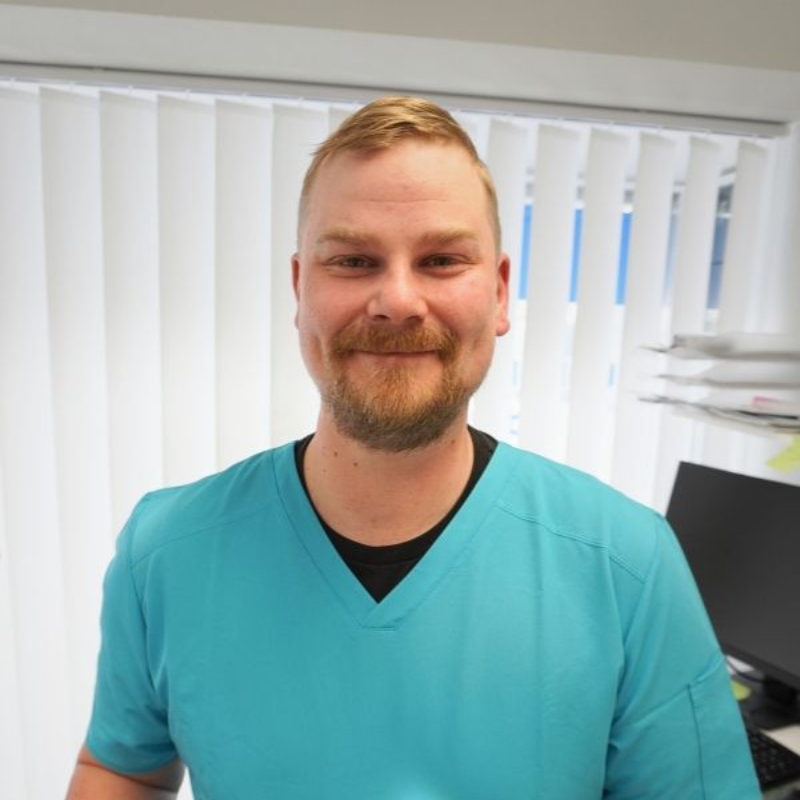 Luo Alt-tekstitunnisteet hakukoneoptimointia ja saavutettavuutta varten. 