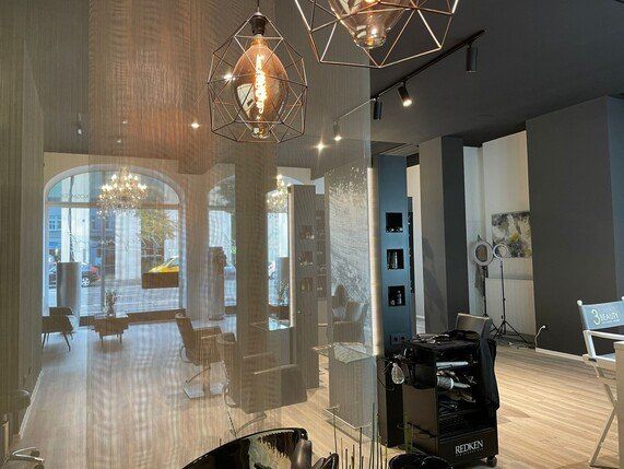 Meisterwerk Friseure by Samir Gani