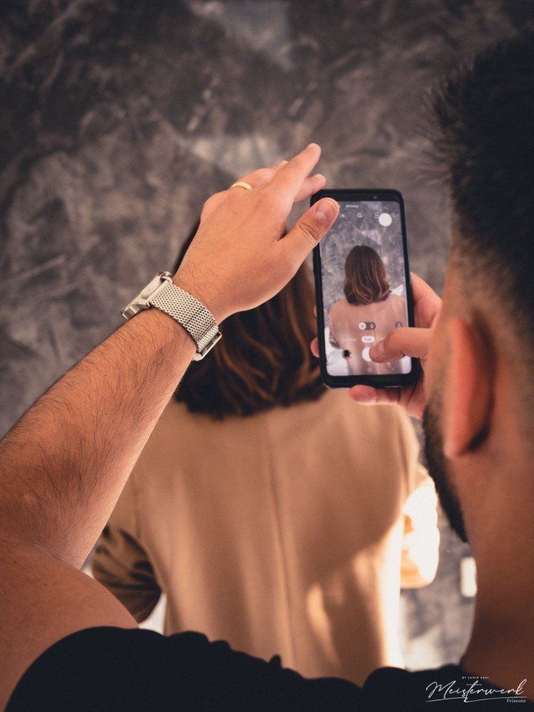 Meisterwerk Friseure by Samir Gani