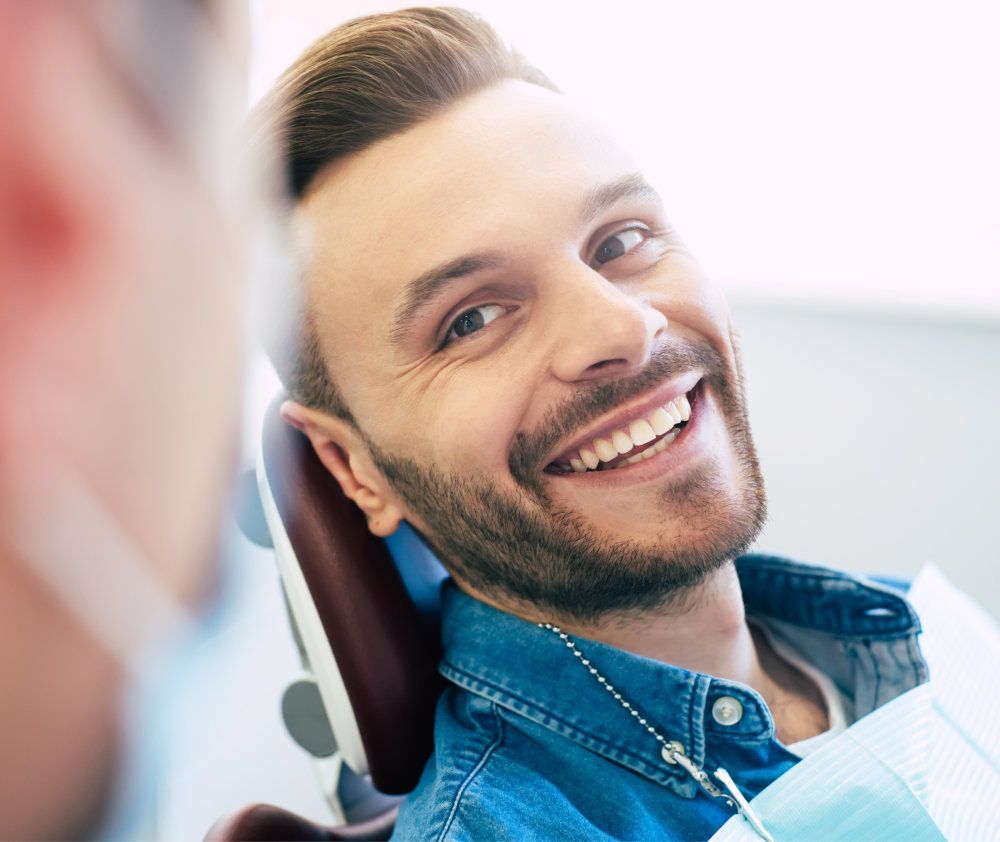 Tunnista suun ongelmat ajoissa kotona – Kattava omahoito-opas