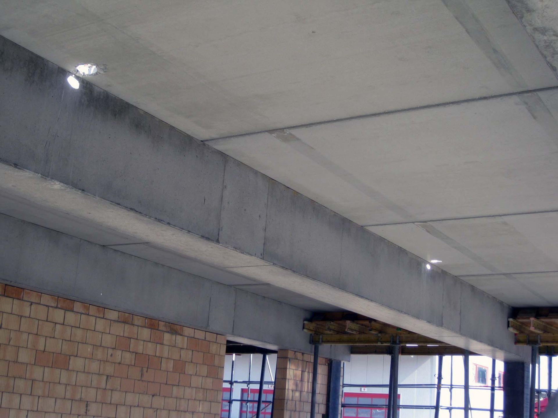 Träger mit und ohne Vorspannung - hpv klassebau gmbh in Grabs