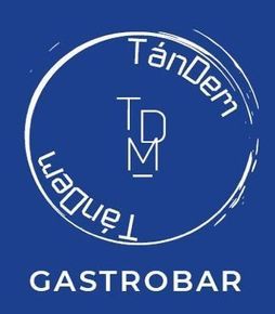 Un logotipo circular azul con el texto "TánDem" curvado alrededor del borde, "TDM" en el centro y "GASTROBAR" en la parte inferior.