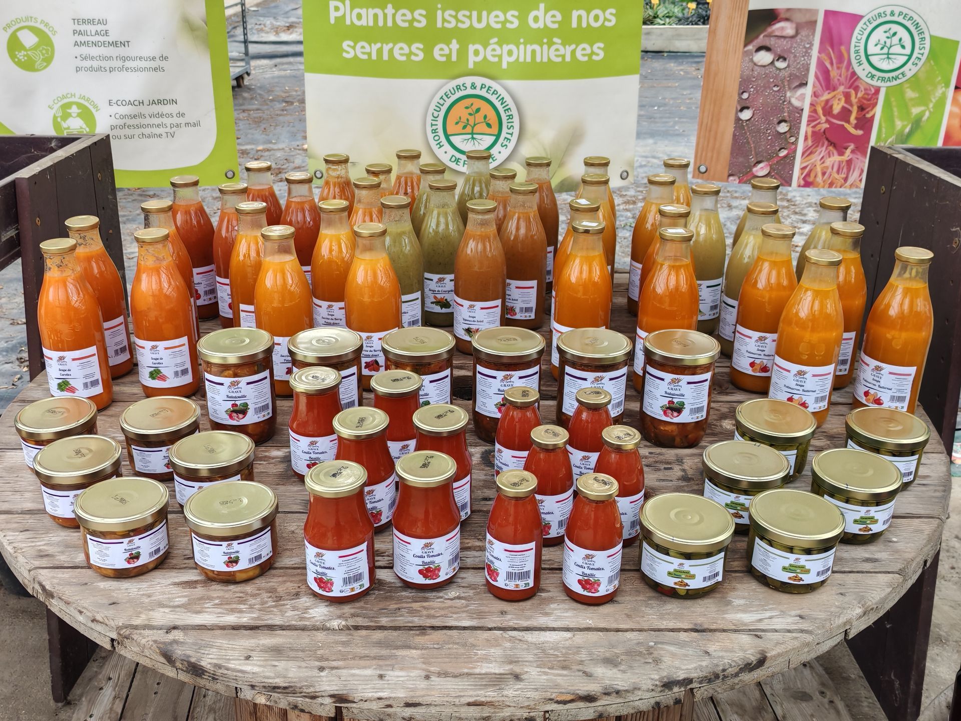 Bouteilles de sirop artisanales