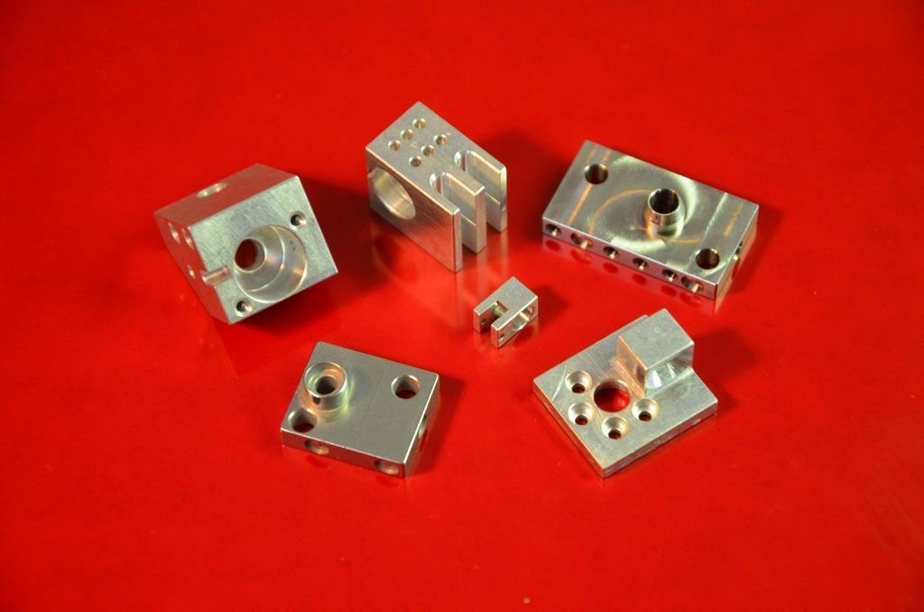 Feinmechanik - Schnyder Mechanik AG - Zürich-Höngg