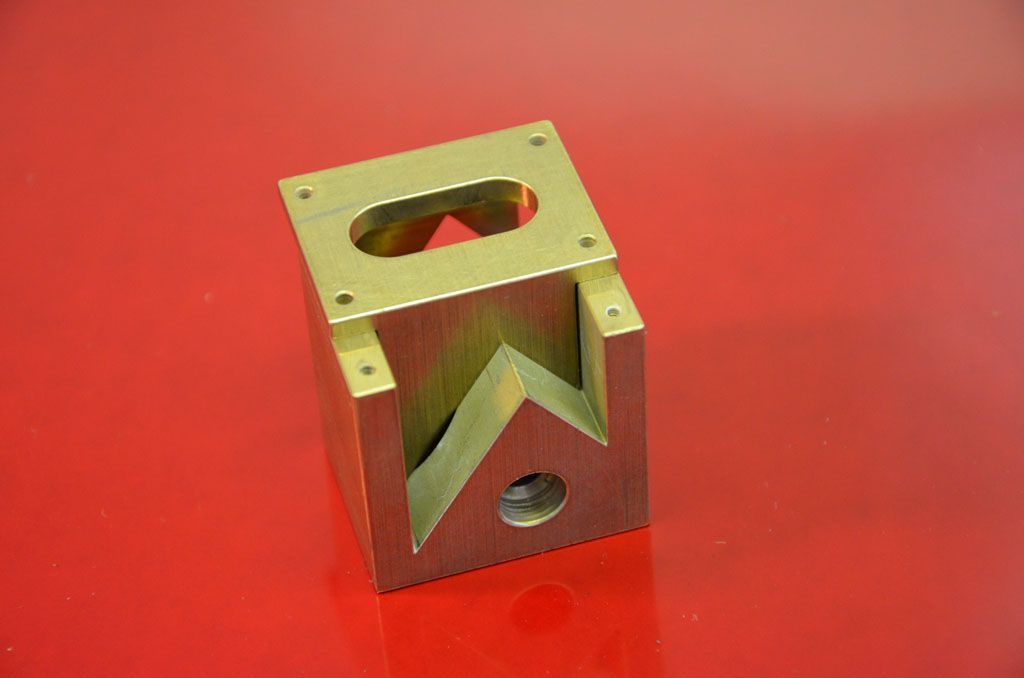 Feinmechanik - Schnyder Mechanik AG - Zürich-Höngg